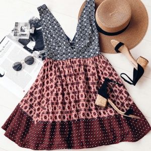 LULUS PATTERNED SUNDRESS - V NECK